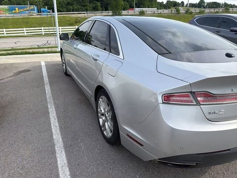 Used 2016 Lincoln MKZ w/ Equipment Group 200A Select FWD image 6