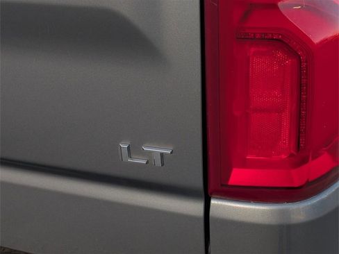 Used 2020 Chevrolet Silverado 1500 LT Trail Boss w/ Convenience Package image 9