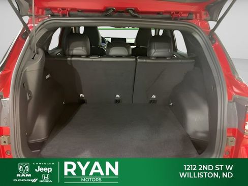 Used 2023 Jeep Compass Trailhawk w/ Trailhawk Elite Group AWD/4WD image 11
