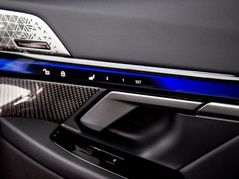 New 2026 BMW M5 w/ Carbon Package AWD/4WD image 24