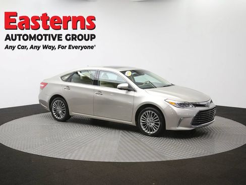 Used 2017 Toyota Avalon Limited w/ All Weather Liner Package FWD image 49