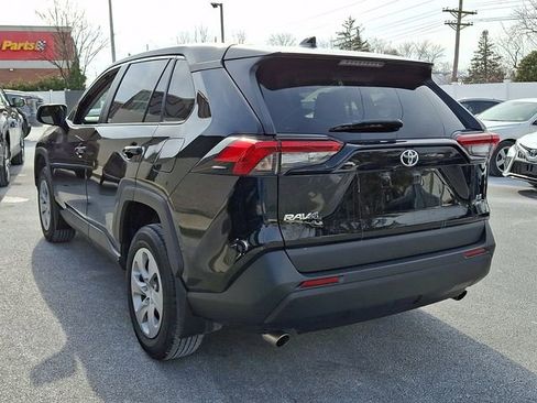 Used 2023 Toyota RAV4 LE image 4