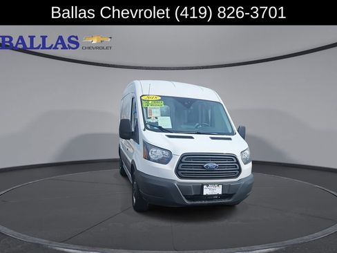 Used 2018 Ford Transit 150 130 Medium Roof RWD image 3