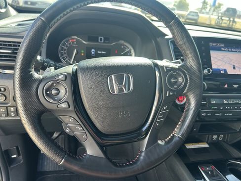 Used 2023 Honda Ridgeline Black Edition image 15