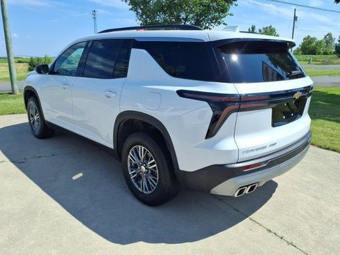 Used 2025 Chevrolet Traverse LT AWD/4WD image 7