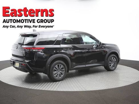 Used 2024 Nissan Pathfinder S AWD/4WD image 42