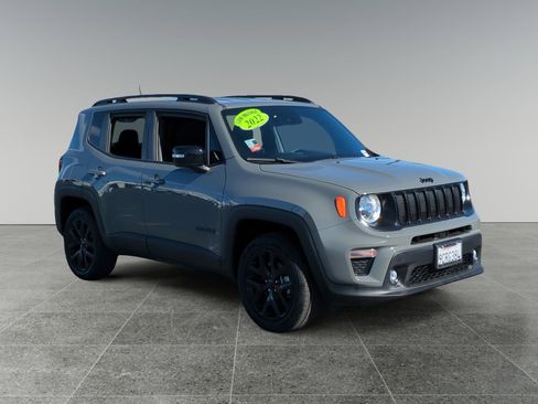 Used 2022 Jeep Renegade Altitude w/ Convenience Group image 7