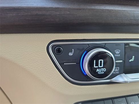 Used 2025 Audi Q5 e Premium image 20