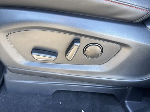 New 2026 Ford Explorer ST-Line w/ ST-Line Street Pack image 10