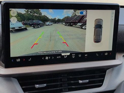 New 2026 Ford Explorer Active RWD image 22