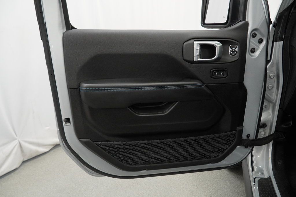 Used 2024 Jeep Wrangler Unlimited Rubicon 4xe AWD/4WD image 41