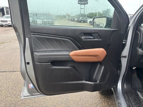Used 2025 GMC Canyon AT4 AWD/4WD image 18
