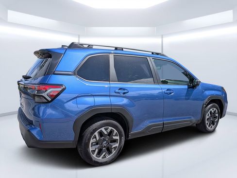 Certified 2026 Subaru Forester Premium AWD/4WD image 3
