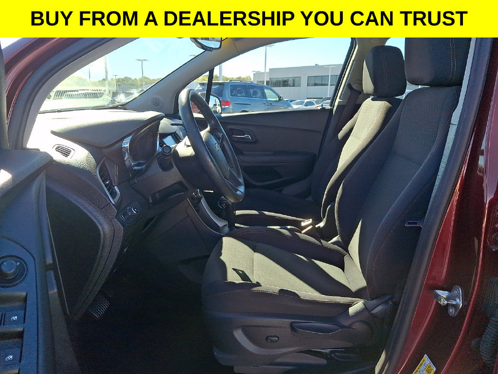 Used 2017 Chevrolet Trax LS FWD image 13