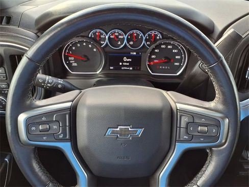 Used 2021 Chevrolet Silverado 1500 RST image 10