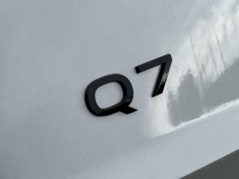 Used 2025 Audi Q7 3.0T Premium Plus AWD/4WD image 11
