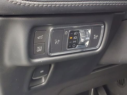 Certified 2022 Lincoln Nautilus Reserve AWD/4WD image 11