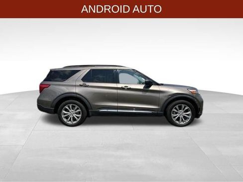 Used 2021 Ford Explorer XLT w/ Equipment Group 202A AWD/4WD image 8