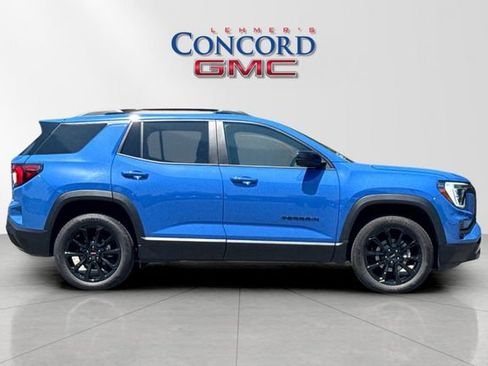 Used 2026 GMC Terrain Elevation w/ Black Edition FWD image 3