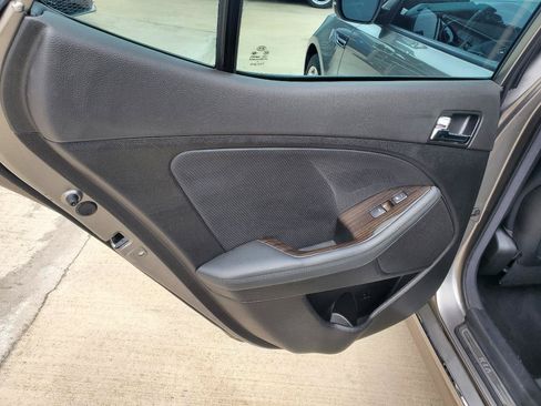 Used 2013 Kia Optima SX w/ Limited Pkg FWD image 14