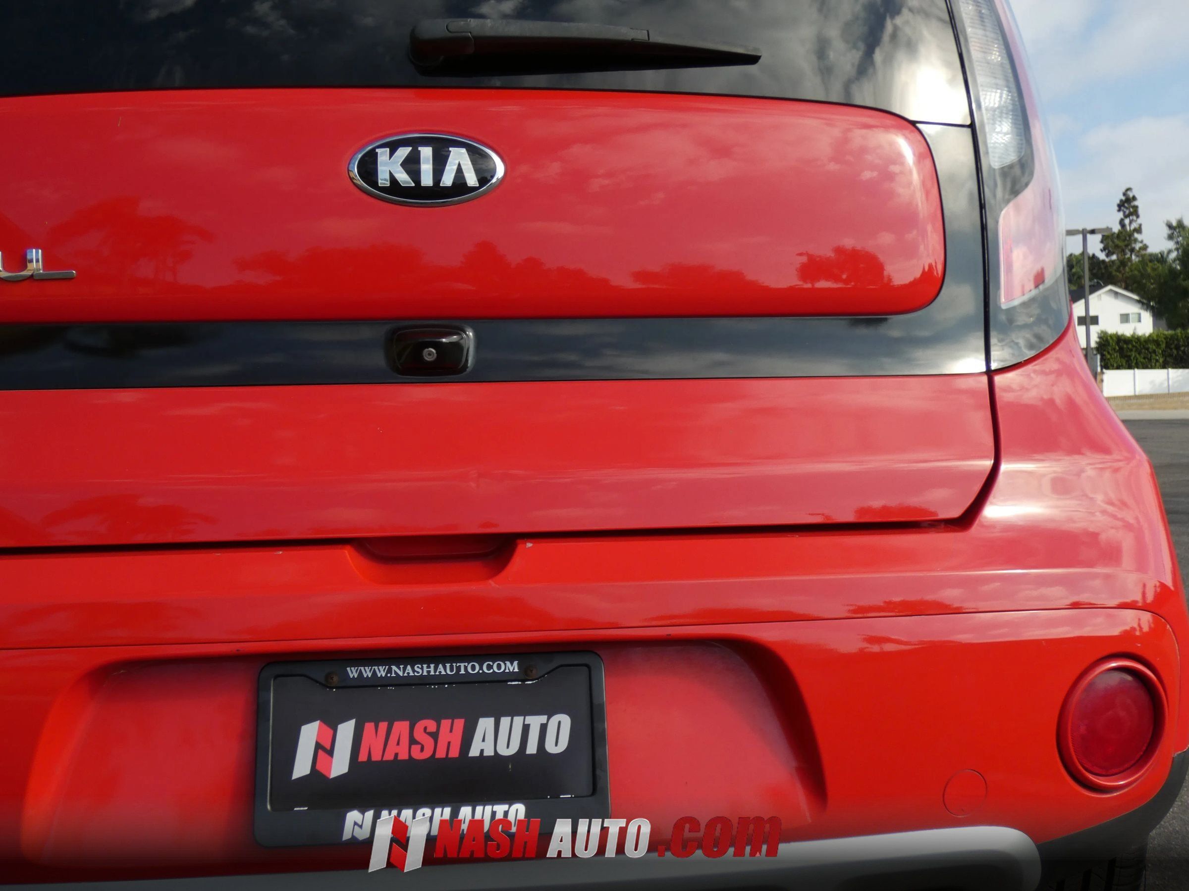 Used 2018 Kia Soul + FWD image 9