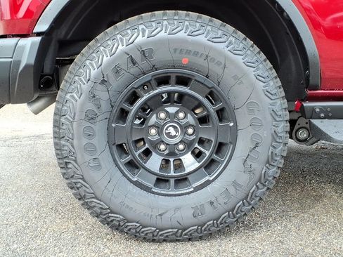 New 2026 Ford Bronco Badlands AWD/4WD image 7