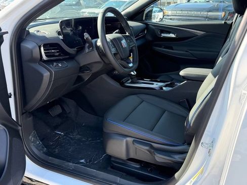 New 2026 Buick Envista Sport Touring FWD image 13