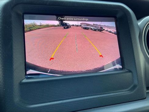 Used 2021 Jeep Wrangler Unlimited Sport S image 23