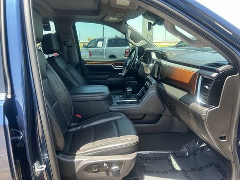 Used 2023 GMC Sierra 1500 Denali w/ Denali Reserve Package AWD/4WD image 12