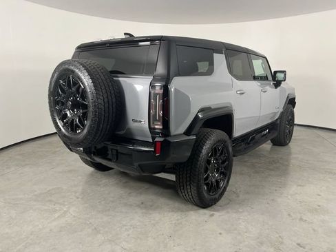 Used 2024 GMC Hummer EV 2X AWD/4WD image 8