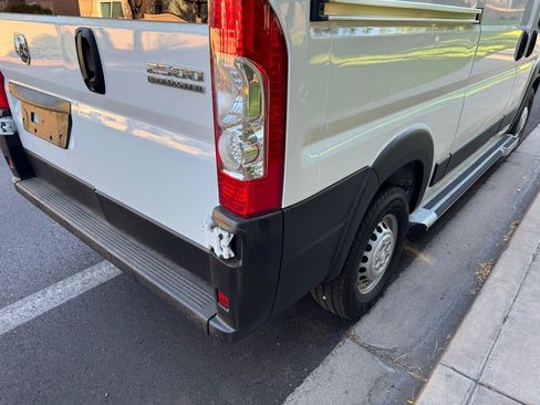 Used 2025 RAM ProMaster 2500 w/ U-Haul Equipment Group FWD image 41