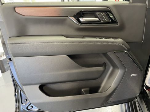 New 2026 GMC Yukon XL Denali w/ Sun & Power Step Package image 15