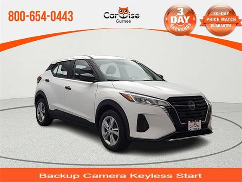 Used 2023 Nissan Kicks S image 1