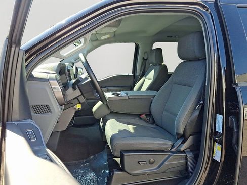 Used 2025 Ford F150 XLT w/ Equipment Group 301A Standard image 14