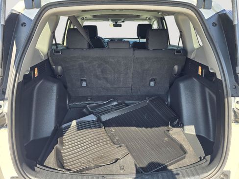 Used 2020 Honda CR-V EX image 11