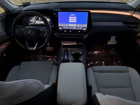 New 2026 Lexus RX 450h AWD image 27