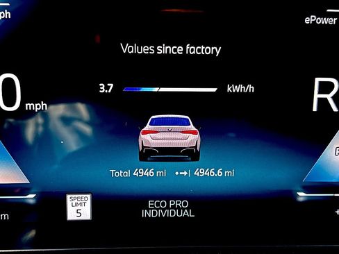 Used 2025 BMW i4 eDrive40 w/ Parking Assistance Package RWD image 24