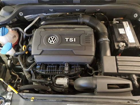 Used 2016 Volkswagen Jetta Sport FWD image 25