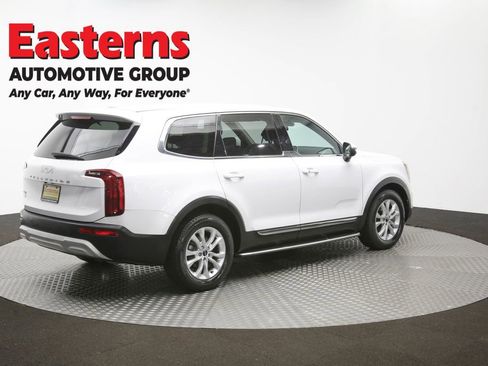 Used 2022 Kia Telluride LX AWD/4WD image 41