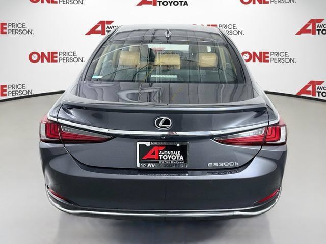 Used 2024 Lexus ES 300h w/ Premium Package FWD image 6