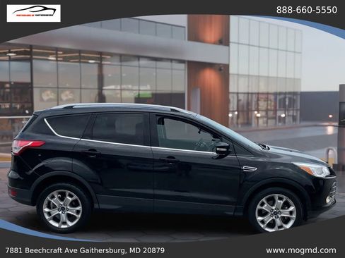 Used 2016 Ford Escape Titanium FWD image 1
