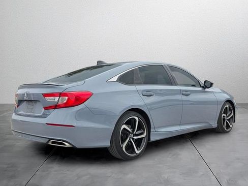 Used 2022 Honda Accord Sport image 4