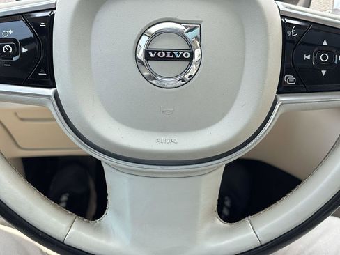 Used 2017 Volvo XC90 T6 Momentum w/ Vision Package AWD/4WD image 29