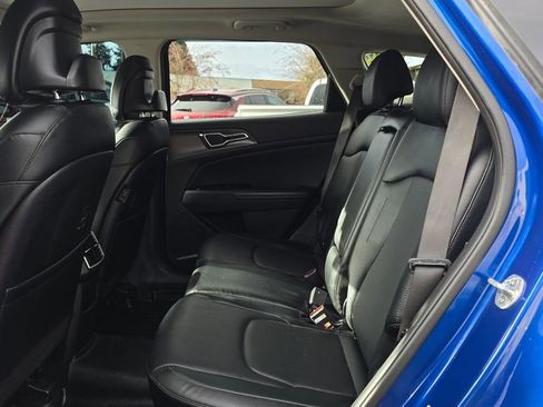 Used 2023 Kia Sportage SX image 20