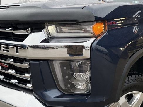 Used 2020 Chevrolet Silverado 3500 LTZ w/ LTZ Premium Package image 22