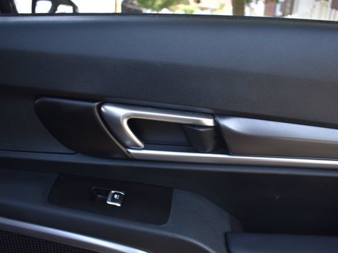Used 2025 Kia Telluride S FWD image 24