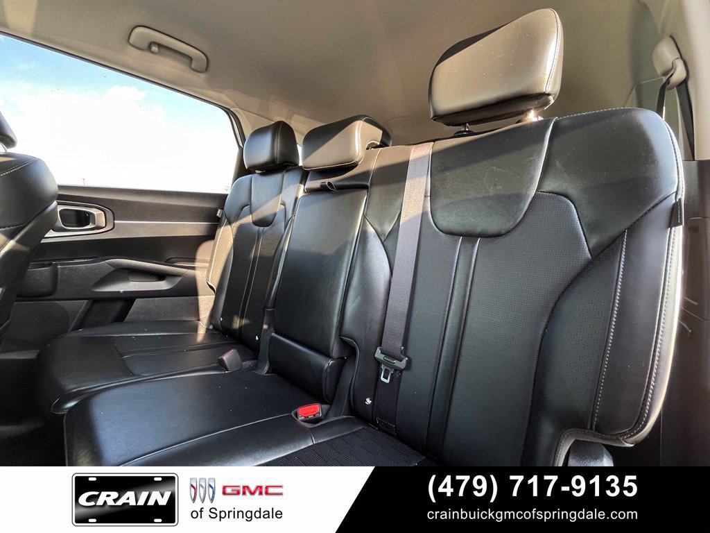 Used 2025 Kia Sorento S AWD/4WD image 24
