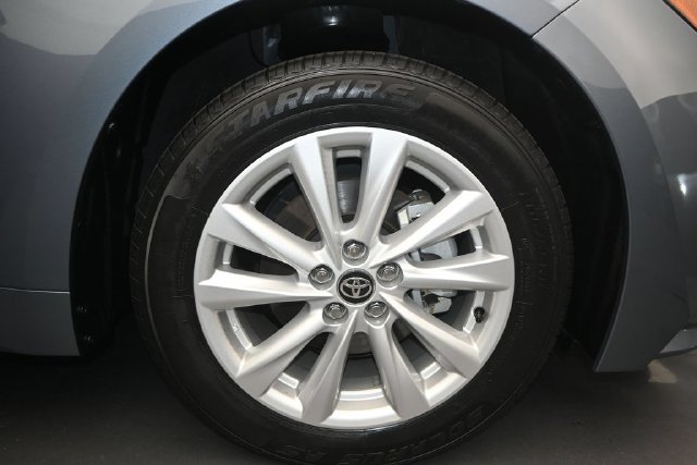 Used 2026 Toyota Corolla LE w/ LE Premium Package FWD image 15