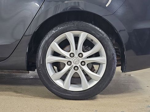 Used 2010 MAZDA MAZDA3 s Grand Touring FWD image 37