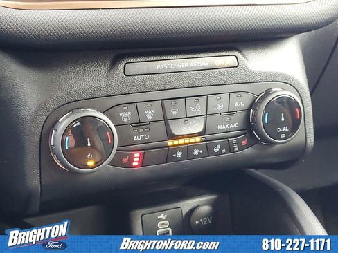 Certified 2024 Ford Bronco Sport Outer Banks w/ Tech Package AWD/4WD image 27